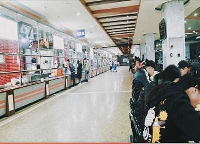 泸州大驿坝卫校食堂
