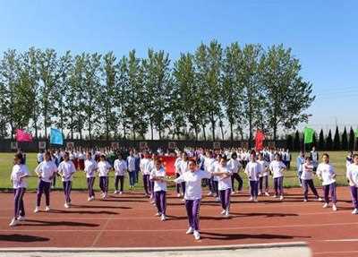 新都第一职业高级中学学生风采2