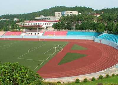 南充科技职业学院学校操场