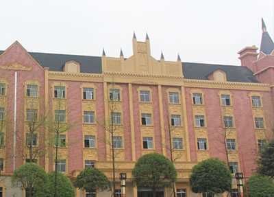 成都希望职业学校学校教学楼实拍