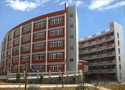 遂宁飞宏职业技术学校教学楼