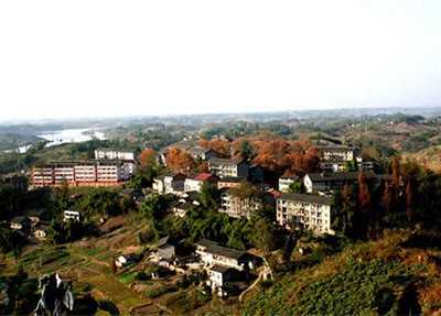 大竹百岛湖职业学校校园风景