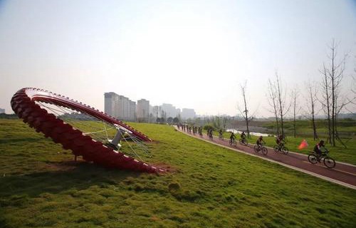 临汾天使艺术职业学校