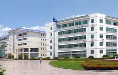 承德现代中等专业学校