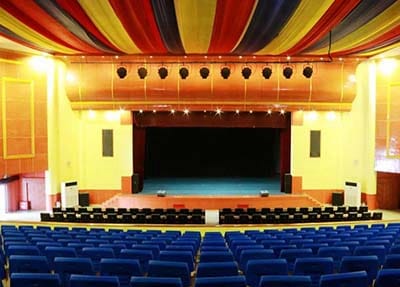 鲁山县中等专业学校