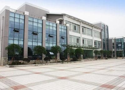 湖北潜江卫生学校