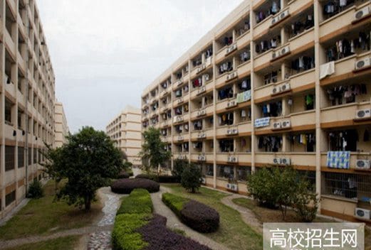乐山师范学院图片
