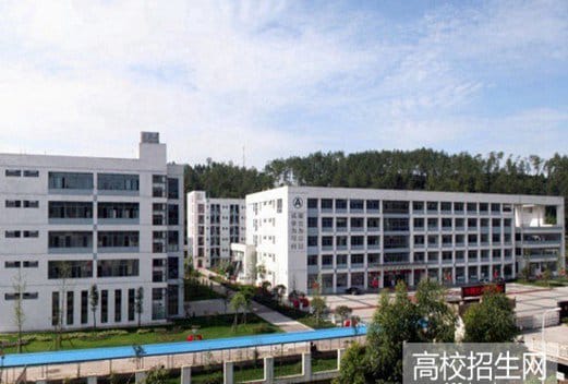蒲江县职业中专学校图片