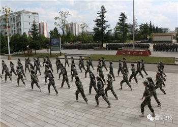 曲靖财经学校2023年普通中专招生报名