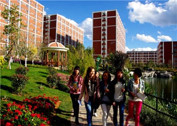 云南医药健康学院2023年初中起点中专特色专业