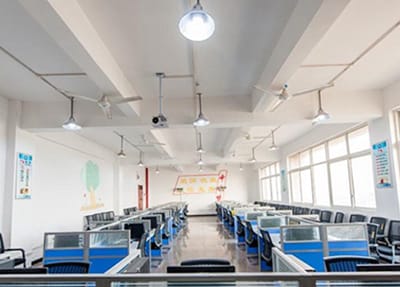 川北医学院附属医院护士学校图片