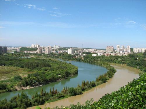 四川绵阳外贸电子学校