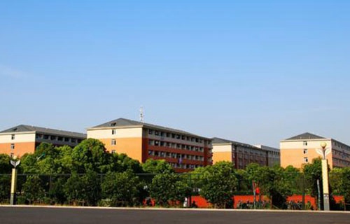 安徽明星科技中专学校