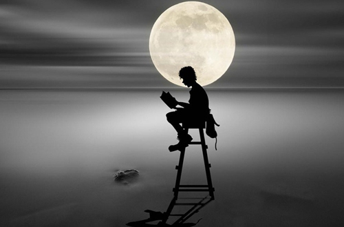 重庆万州商贸中等专业学校有电子电器应用与维修专业吗?