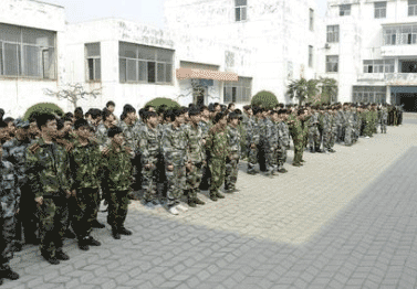 黔东南州国防科技学校图片