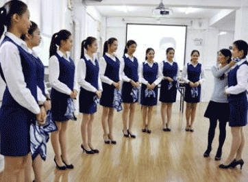 贵州广播电影电视学校图片