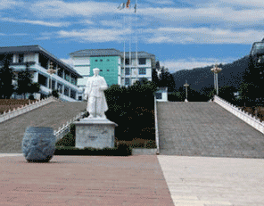 贵阳五年制大专护理职业学院图片