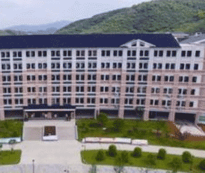 凯里市第一职业技术学校图片