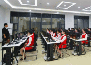 贵阳轻轨学校图片