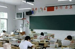 南充通信运输职业学校图片