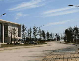 南充工业职业技术学校图片