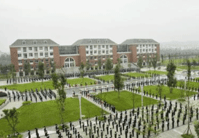 成都市武侯高新职业技术学校图片