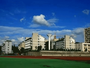 成都市龙泉驿区西河职业中专学校图片