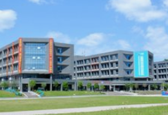 成都禾嘉汽车工程职业技术学校图片