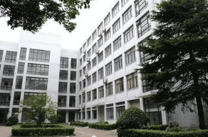 巴中星火科学技术学校图片