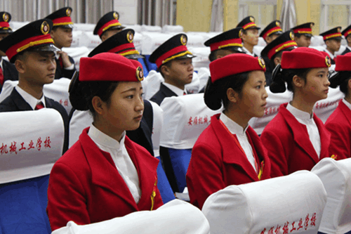 安顺机械工业学校新生报名注意事项