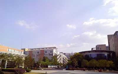 贵阳职业技术学院(技师学院)2020年中职、中技招生简章 贵阳职业技术学院(技师学院)2020年中职、中技招生简章