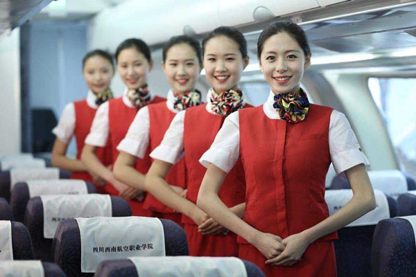 贵阳铁路学校介绍高级乘服员及列车员培养班