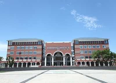 å­¦æ ¡å¾ä¹¦é¦