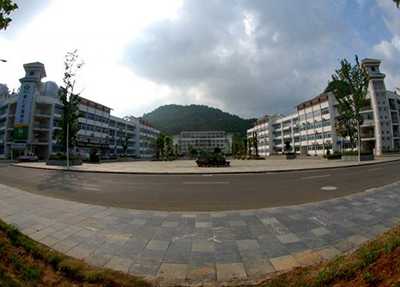 è¡æ¿åå¬æ¥¼