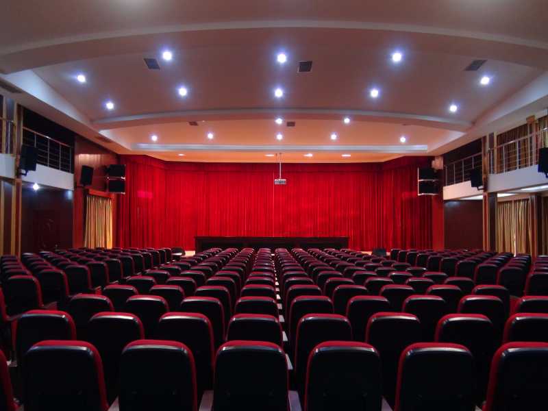 成都华大医药卫生学校学术厅 成都华大医药卫生学校学术厅