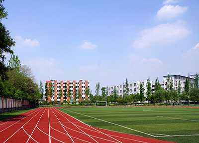 å­¦æ ¡æåºç¯å¢