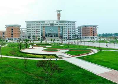 è¾¾å·å¨æèä¸ææ¯å­¦æ ¡