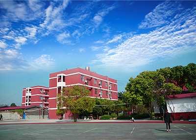 å­¦æ ¡æå­¦æ¥¼