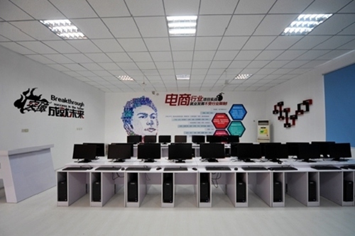 贵阳职业中专学校有哪些专业适合男生？