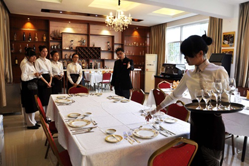 贵阳中专职业学校酒店管理专业怎么样？