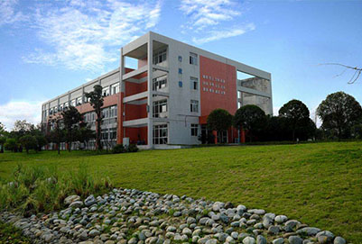 初中毕业报读贵州省邮电学校就业有什么优势?