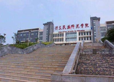 学校大门 学校大门