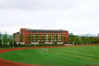 成都市青苏职业中专学校环境如何、宿舍怎么样