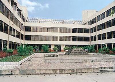 普通全日制学校 普通全日制学校