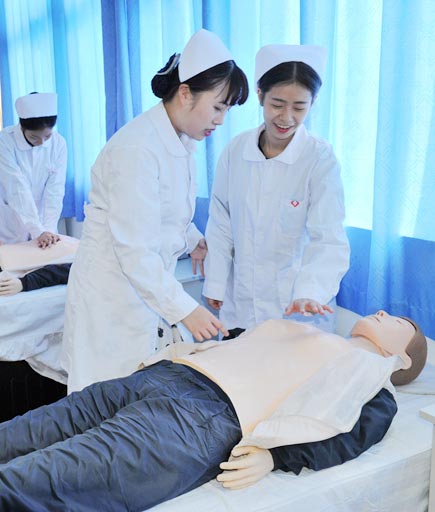 重庆知行卫生学校2022年招生、护理专业、助产专业