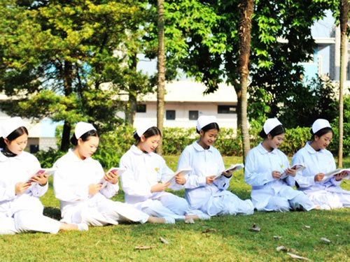 重庆卫校、重庆卫生学校招生、2022年招生