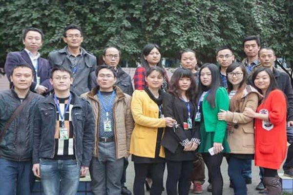 重庆微电子学校信息技术部