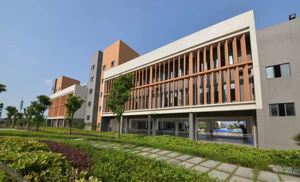 重庆育才职业教育中心教学楼