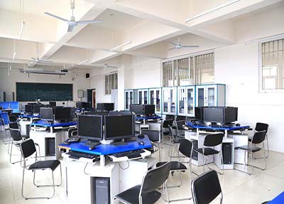 电脑机房 电脑机房