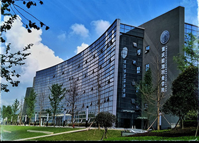 学校建筑.jpg 学校建筑.jpg